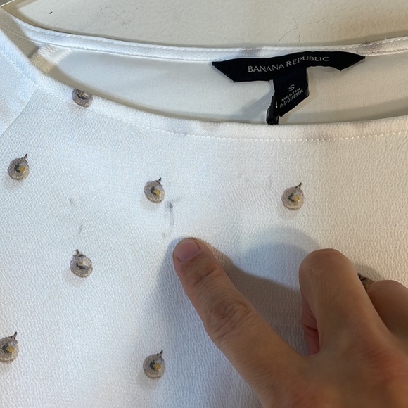 NWT. Banana Republic Small Pearl Print Bell Sleeve Blouse. - Picture 4 of 13